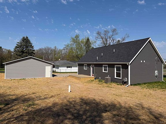 2nd image of 2901 Gady Rd