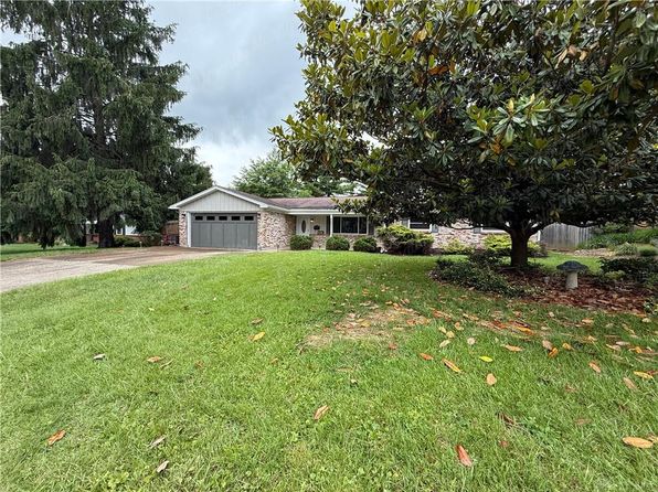 2111 S Lakeman Dr