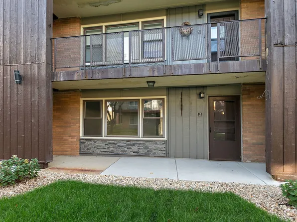 9626 W Higgins Rd APT 1EN, Rosemont, IL 60018