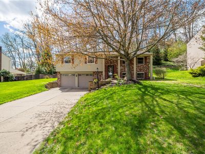 2572 Giant Oaks Dr, Pittsburgh, PA, 15241