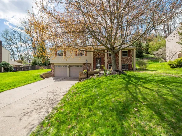 2572 Giant Oaks Dr, Pittsburgh, PA 15241