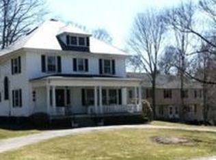 45 Lincoln Ave, Plainville, MA 02762