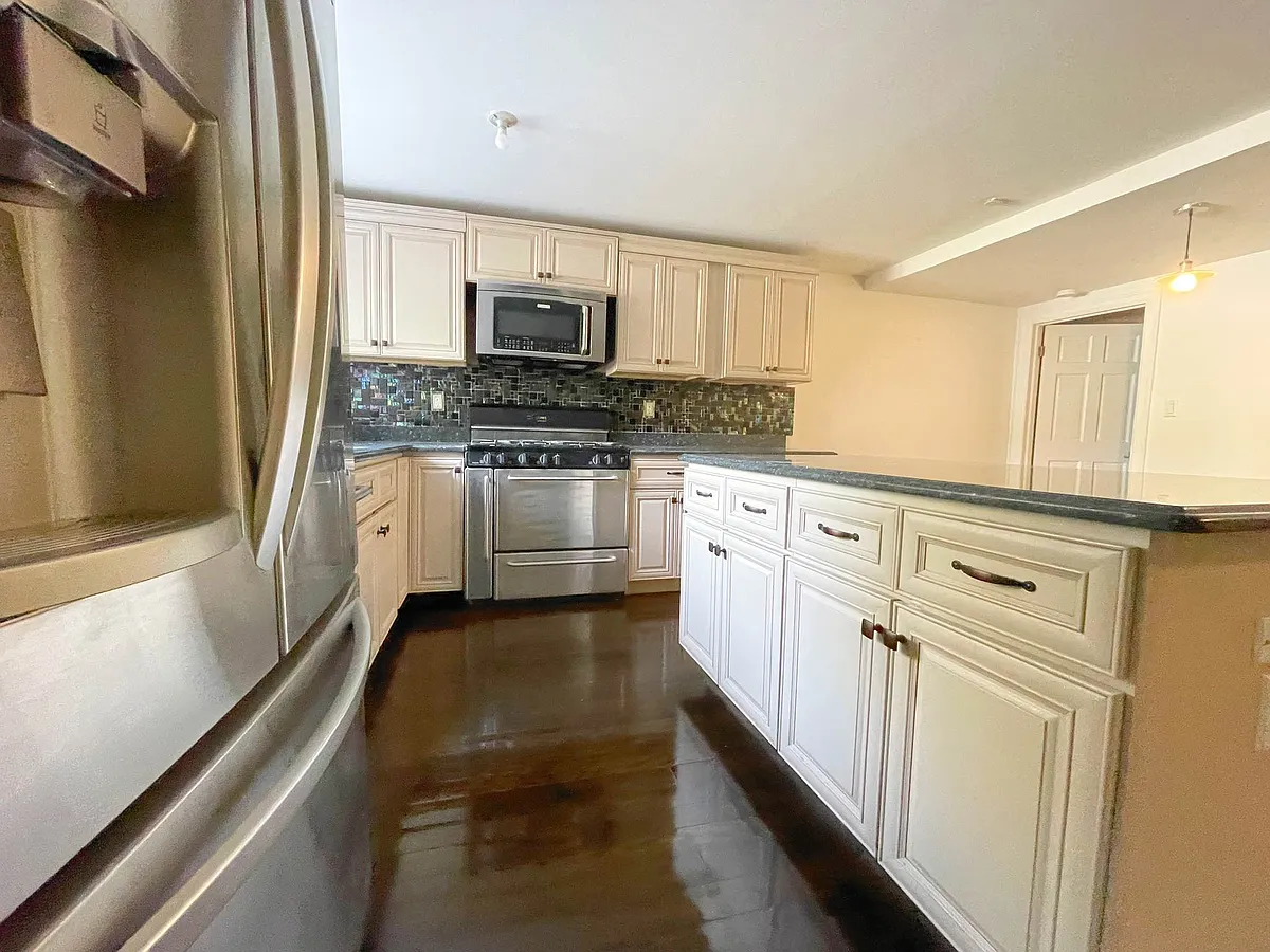 Building Photo - 597 Saint Marks Ave #1