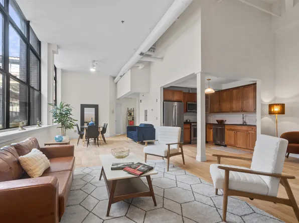 300 Communipaw Avenue image 1 of 45