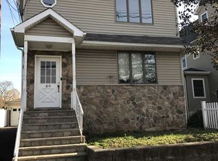 89 Prospect St, Lodi, NJ 07644