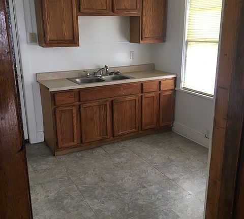 5th image of 11923 Browning Ave #Upstairs