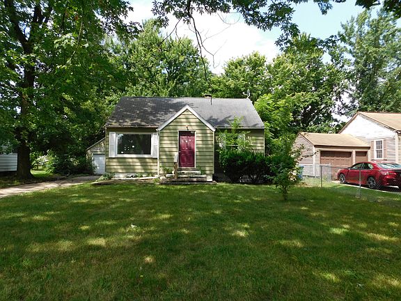 2nd image of 1472 Agard Ave