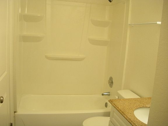 3rd image of 6611 W Jamaica Dr