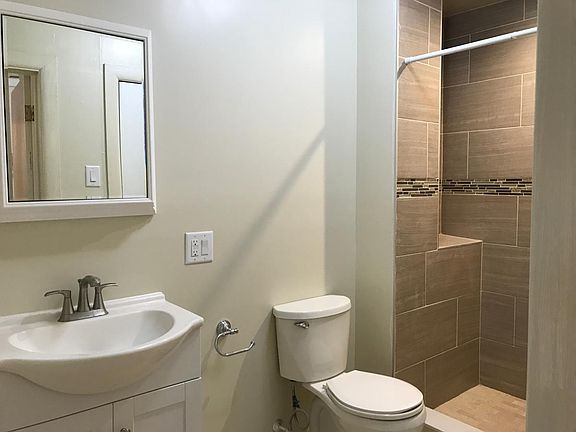 1429 4F - New bathroom October 2017_10252017