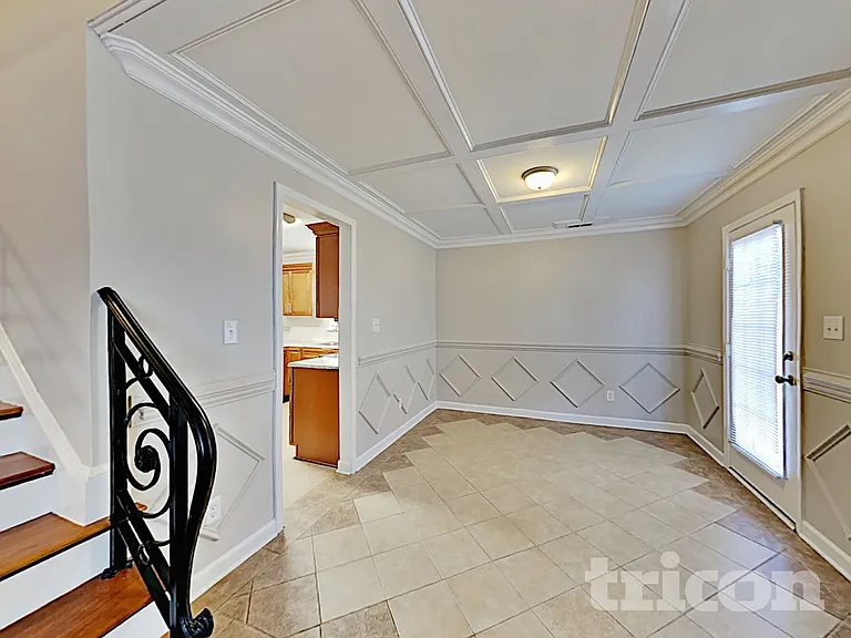 4700 Winterberry Ln — Photo 5