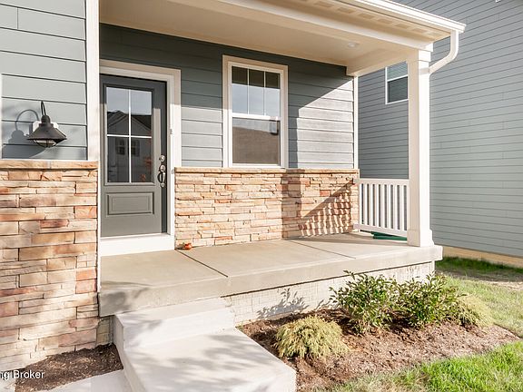 5th image of 16937 Aiken Ridge Cir