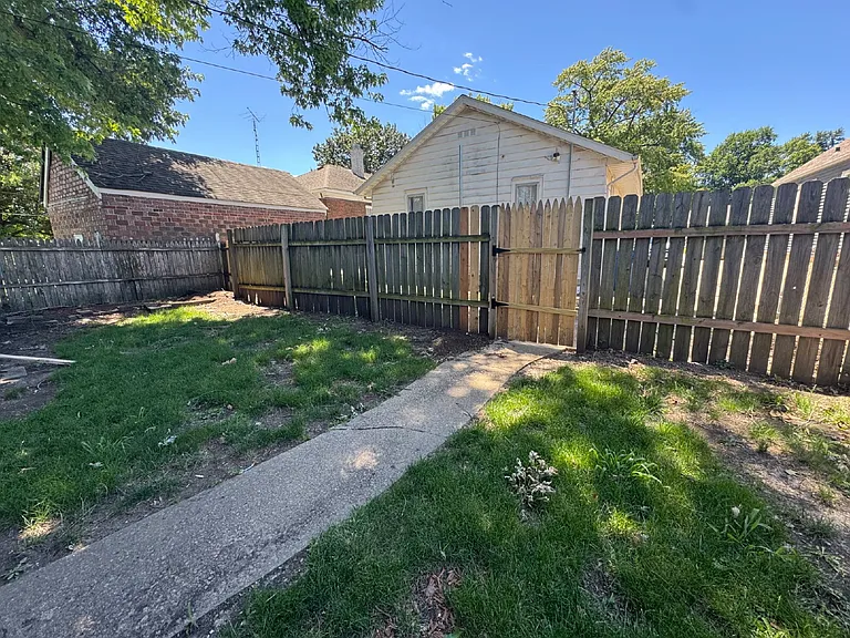 2636 S 9th St #REAR — Photo 2