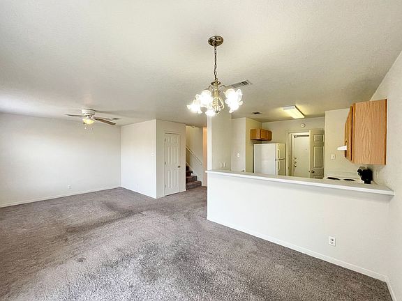 5th image of 5203 Daybreak Cir APT B