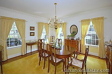 4th image of 11 Stuyvesant Cres