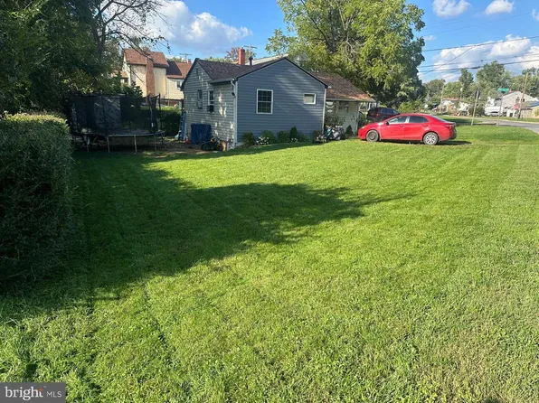 6420 Valley Park Rd, Capitol Heights, MD 20743