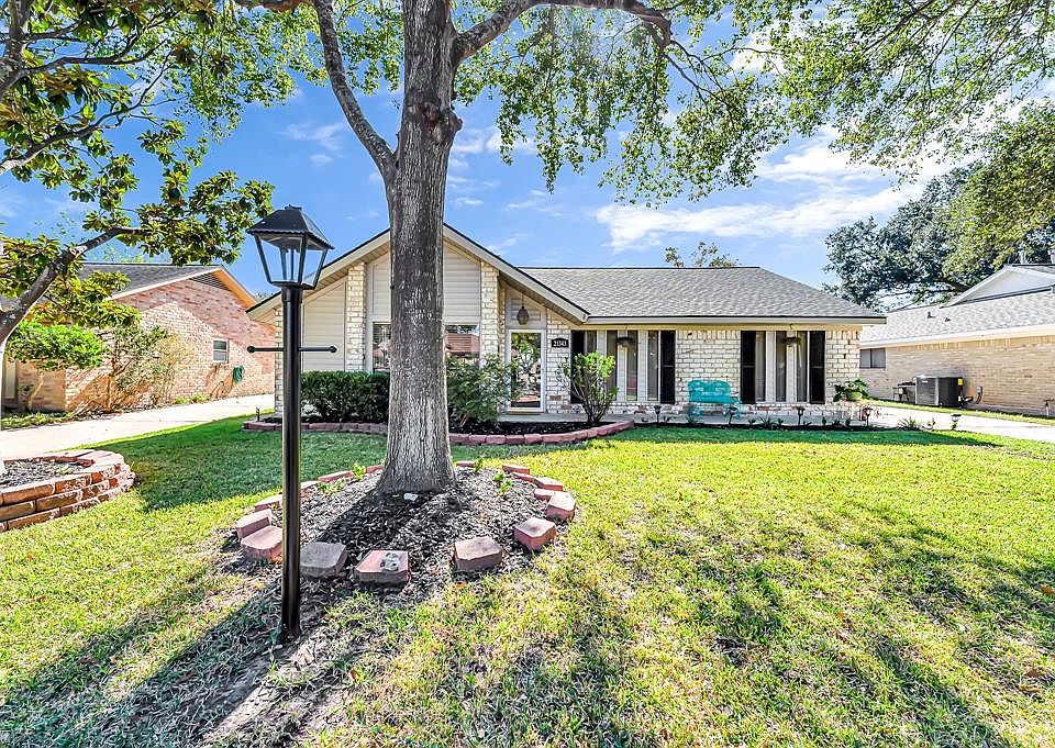 1st image of 21343 Park Villa Dr