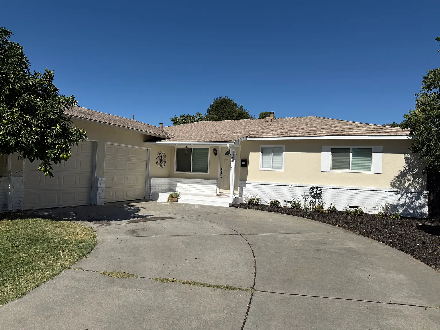 3 bed, 1400 sqft, $2,750 — Photo 2