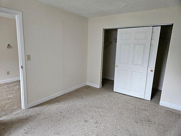 2nd image of 15 Muriel Ct APT M