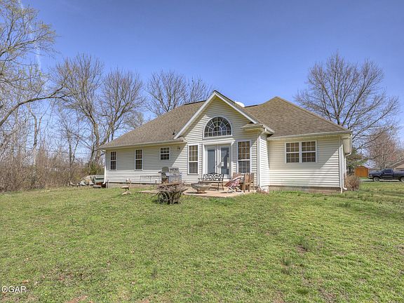 3rd image of 7130 SE 66th Ter