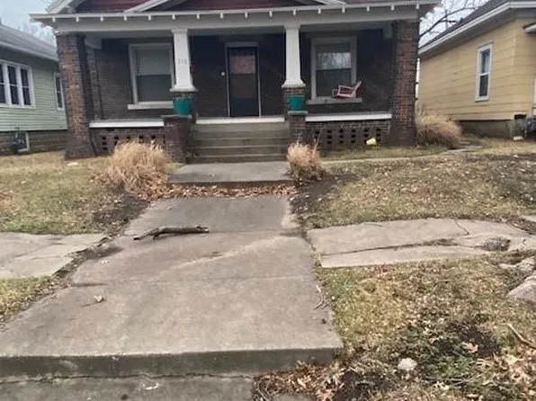 110 W Quincy St, Pittsburg, KS 66762