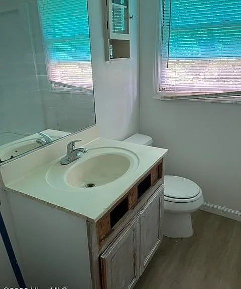 3225 York Dr — Photo 5