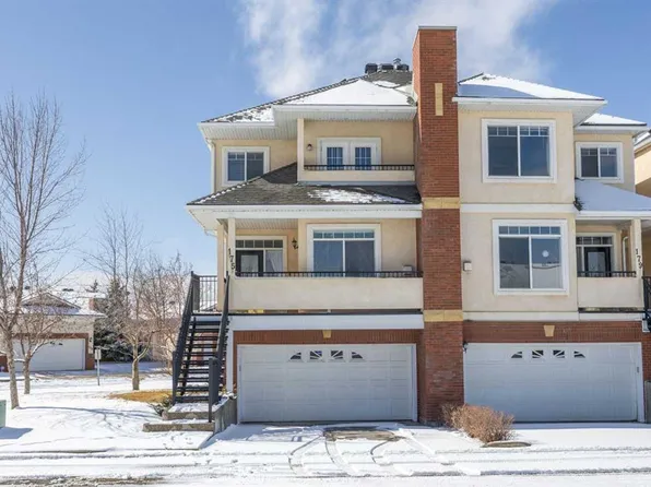 175 E Sierra Morena Lndg SW, Calgary, AB T3H 4K3
