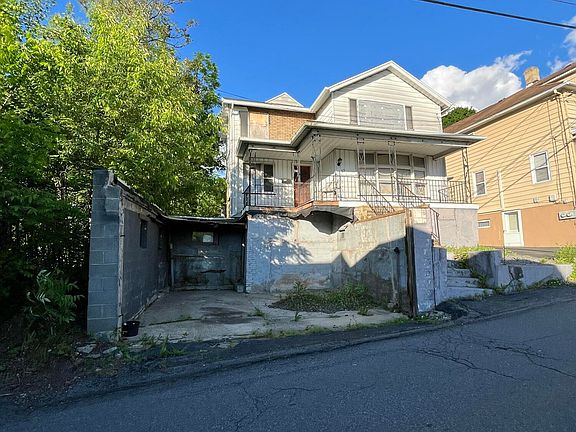 2nd image of 65 Reynolds St