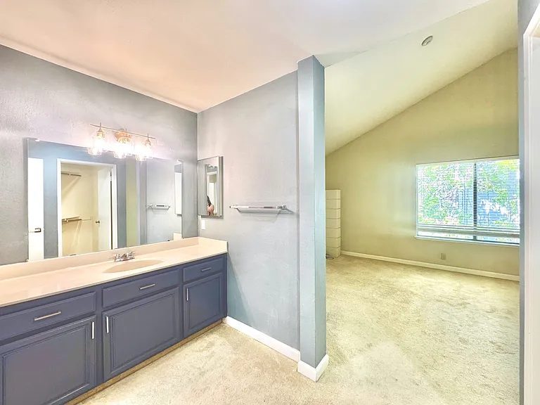 6436 Buena Vista Dr #B — Photo 35