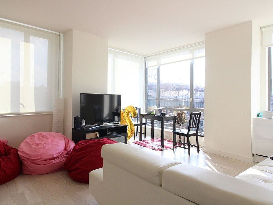 1st image of 4142 24th St APT 414