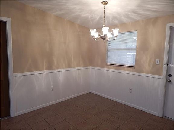4th image of 1006 Barbour Dr