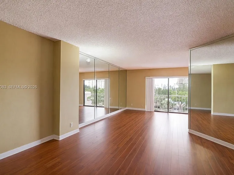 1650 NE 115th St #505 — Photo 7
