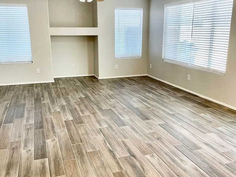 9820 W Pioneer St — Photo 13