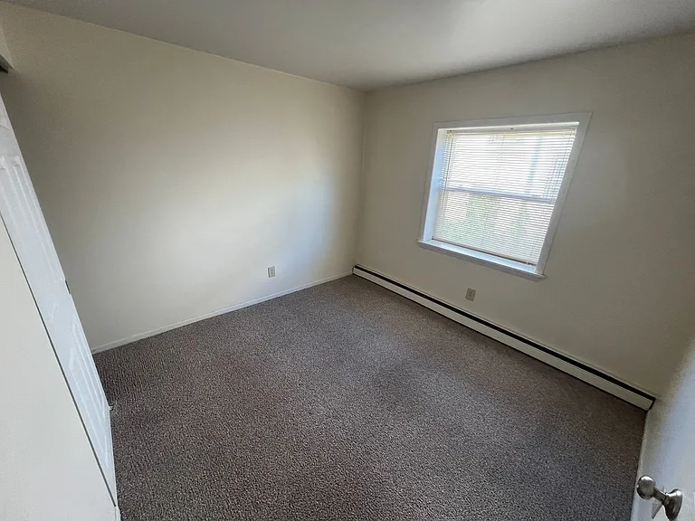 2030 N. Oakland Ave. — Photo 20