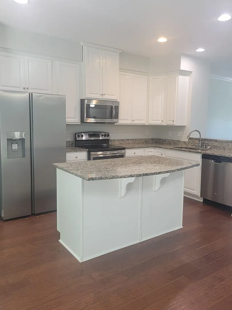 3 bedroom townhouse for rent in Chesapeake. — Photo 4