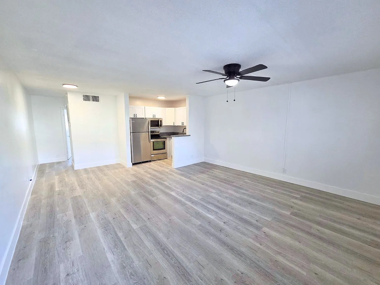 1300 Northeast 3rd Street — Photo 1