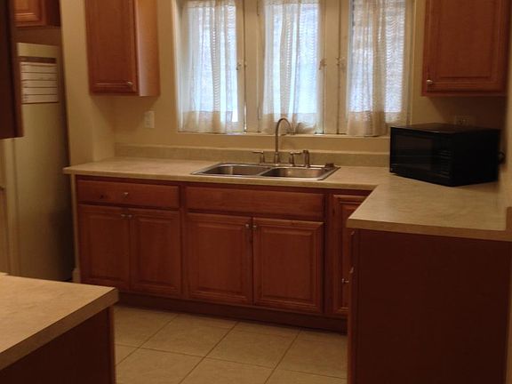5th image of 2301 Gunderson Ave APT 1