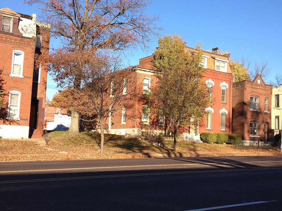 Front of unit