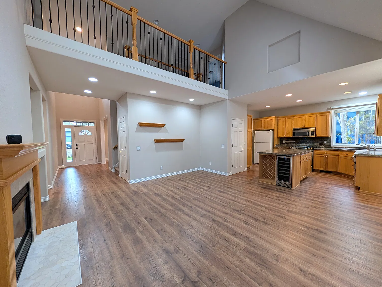 4 bed, 2.5 bath, 2780 sqft, $3,300 — Photo 4