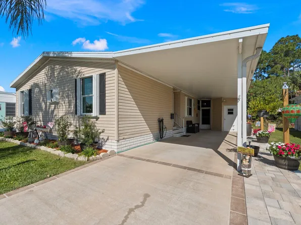 352 Tropical Isles Circle, Fort Pierce, FL 34982
