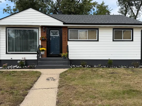 4132 E 11th Pl, Gary, IN 46403