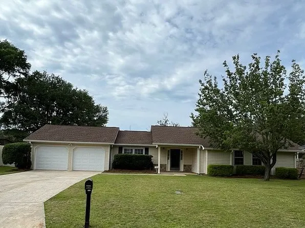 205 Esplanade Dr, Warner Robins, GA 31088