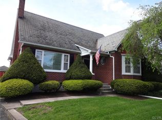 348 E Main St, Bath, PA 18014