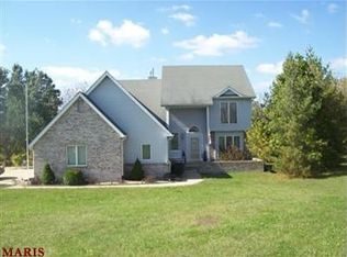 3300 Dusty Trl, Troy, MO 63379