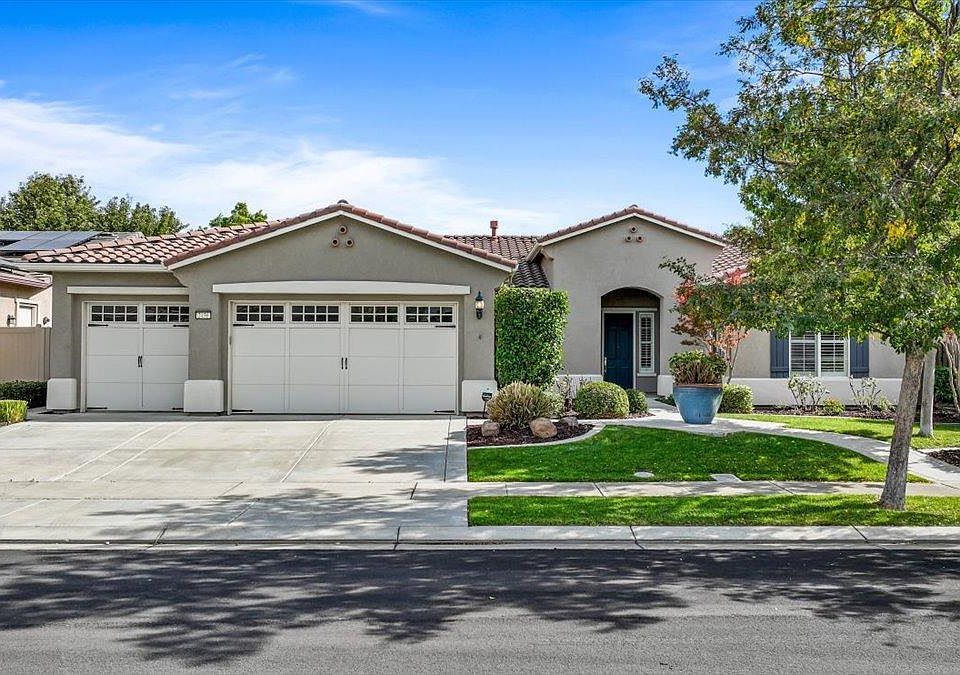 1st image of 2436 Ashbridge Ln