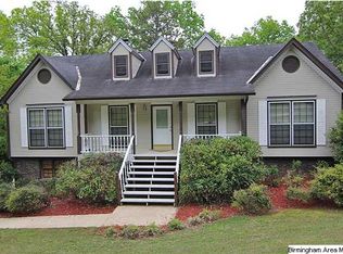 121 Cahaba Forest Dr, Trussville, AL 35173