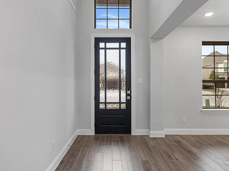3822 Windmill Ct — Photo 2