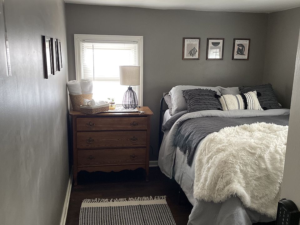 Light Gray Room
