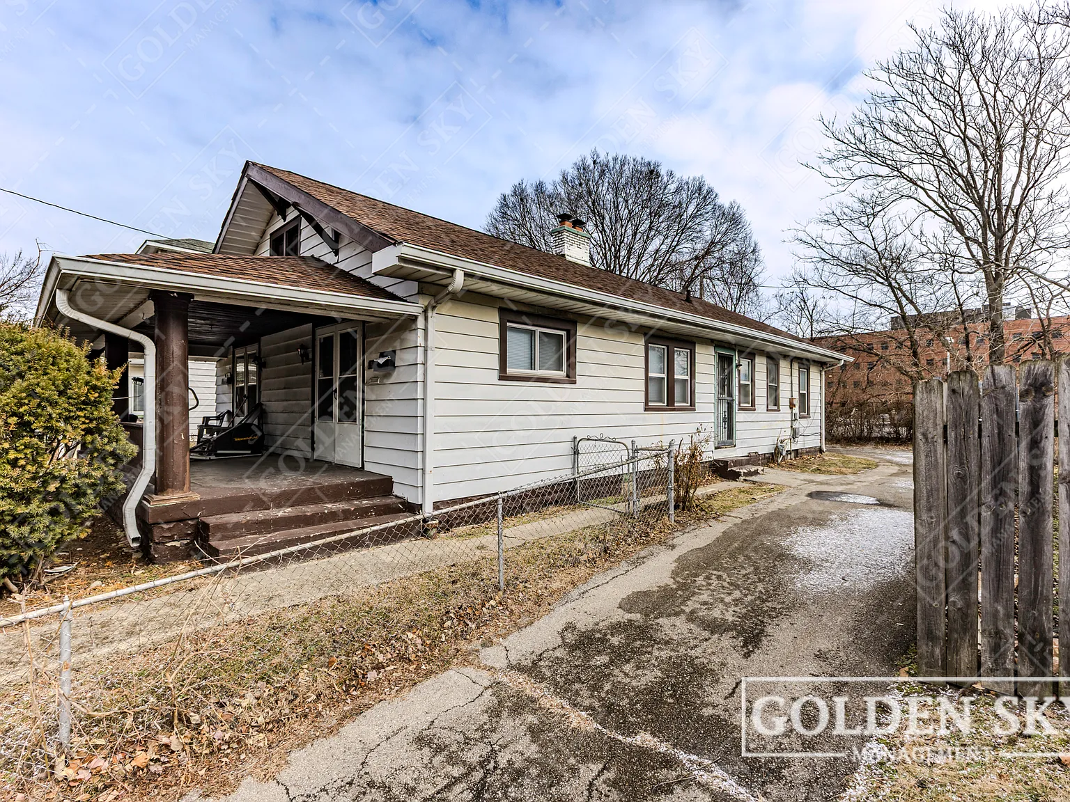 2937 North Kenwood Avenue - A — Photo 1