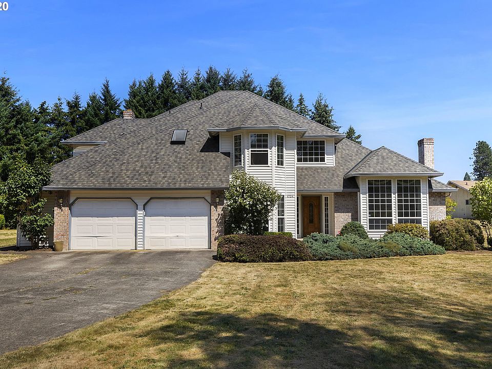 1st image of 4704 NE 131st St