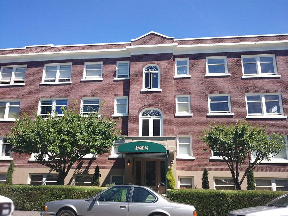 1st image of 1808 Bigelow Ave N #401A
